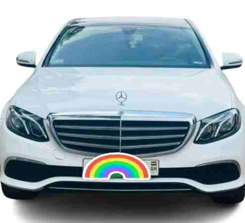 mercedes E300 rent car accra ghana 02
